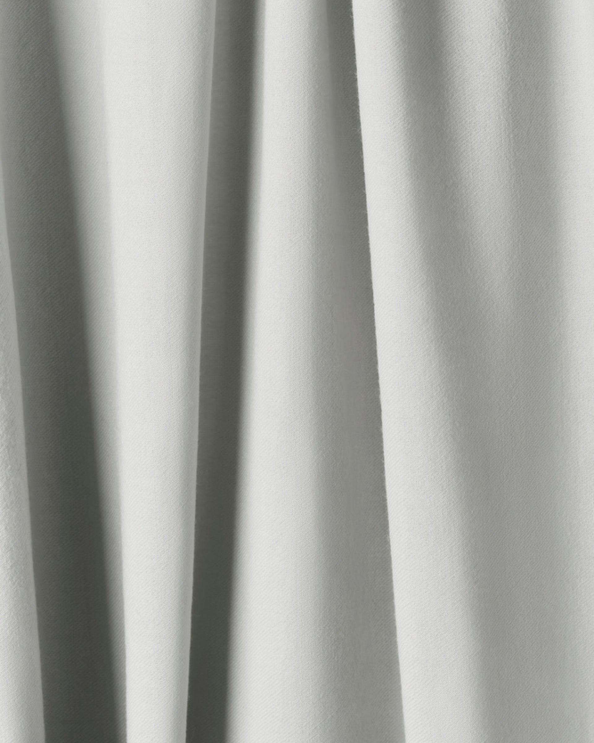 Essentials, Soft Grey Curtain
