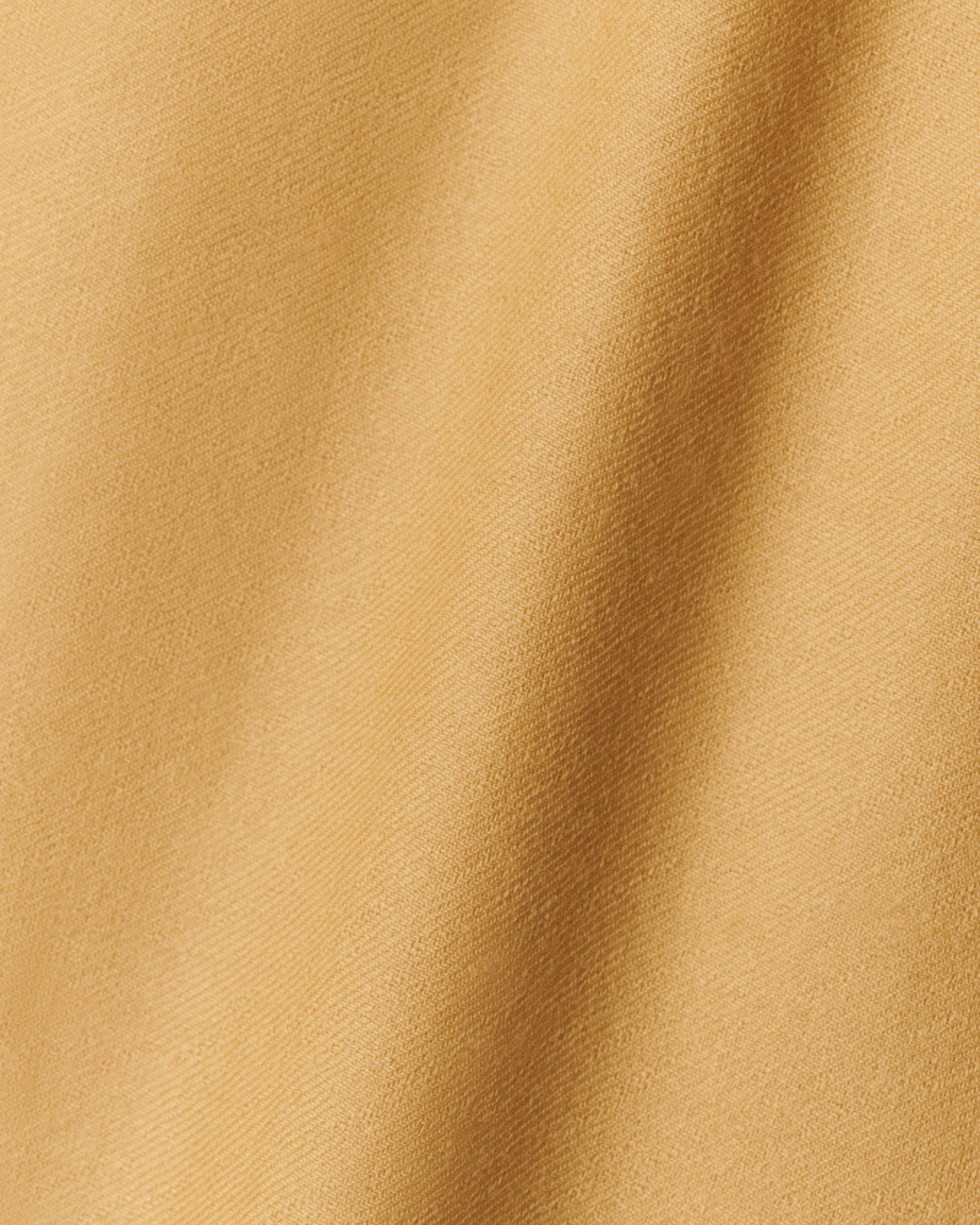 Essentials,  Leo Curtain